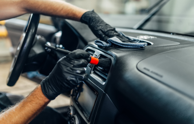 Renda Extra Trabalhando com Higienização de Automóveis